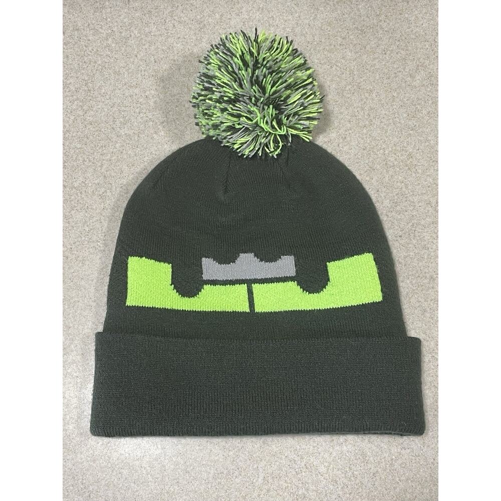 Nike LeBron James LBJ Pom Pom Beanie Unisex OSFM Dark Green